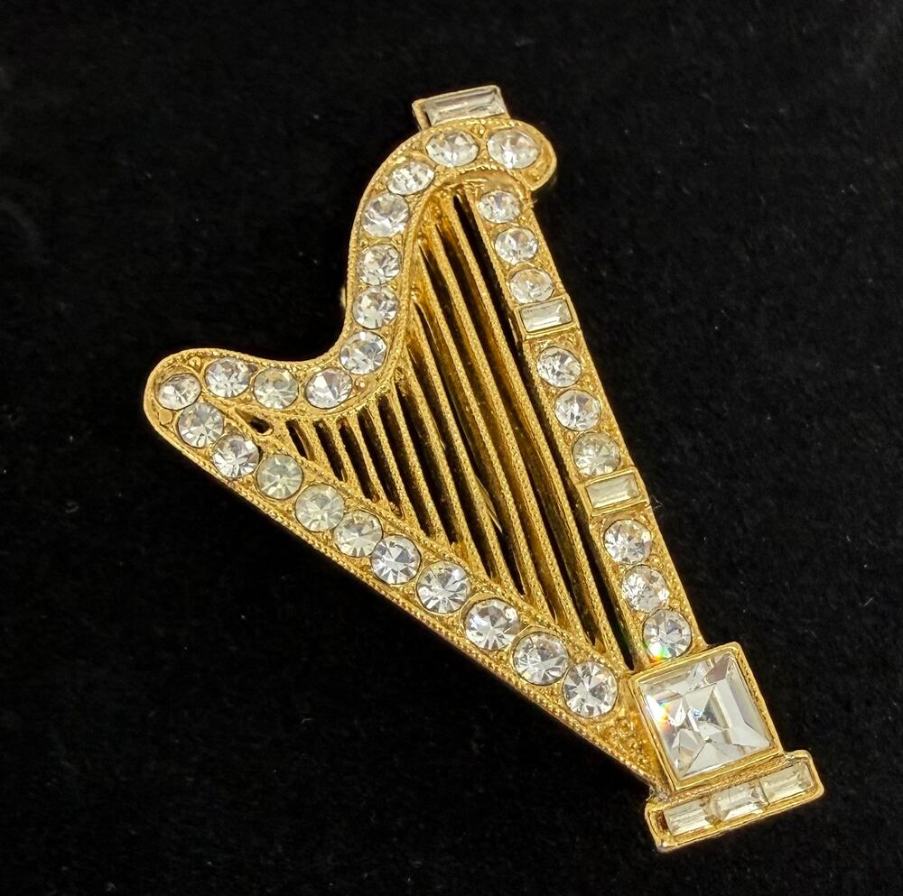 VINTAGE ORA Harp Brooch Jewelry Gold Tone Rhinestone Musician Celtic Pin Irish